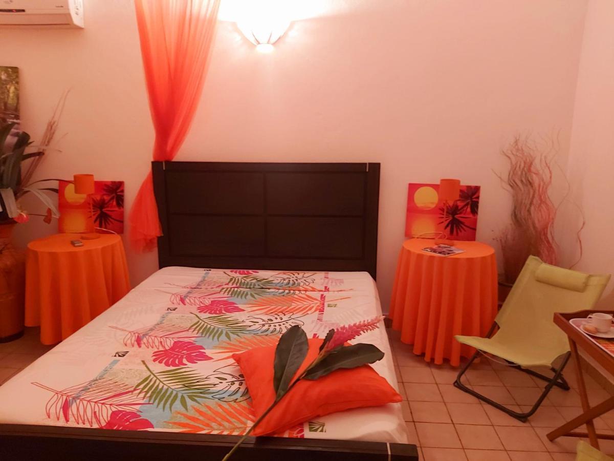 Bungalow Papaye بوانت-نوار المظهر الخارجي الصورة